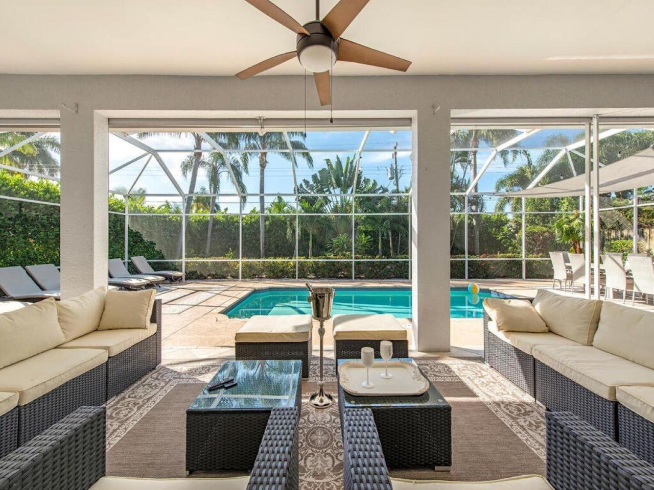 Lux Family 3 Bedroom With Pool Villa Walk To Beach And Mercato North North Naples Extérieur photo